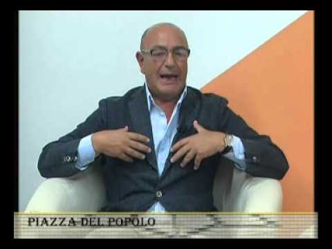 Piazza del popolo con Falcone autorità portuale