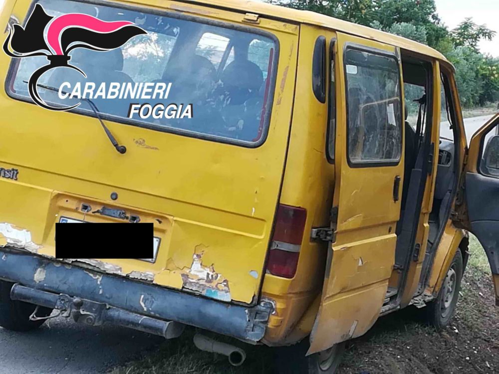 CC Manfredonia “Sottratto ai caporali un altro furgone – galera”