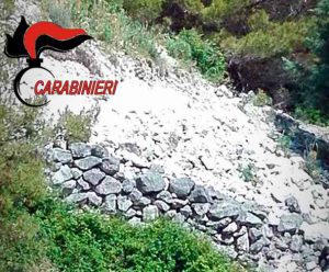 Sfregiano costone di una montagna per rubare pietre, tre arresti a Monte Sant’Angelo