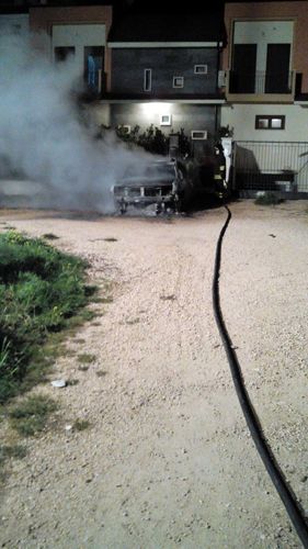 San Giovanni Rotondo, incendiata auto nei pressi deposito Gpl in via Foggia