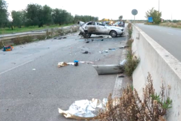 Schianto a 200 all’ora, morti due uomini di Cerignola. Fuggivano dai carabinieri