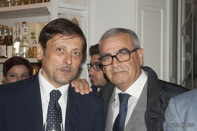 ANTONIO ANGELILLIS OSPITE DI "2015 – La Politica del Domani" ANTONIO ANGELILLIS OSPITE DI "2015 – La Politica del Domani"