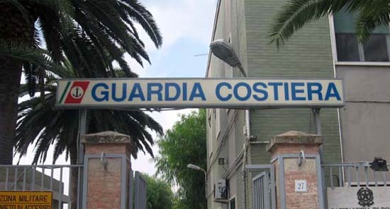 Sequestri di pesce e ricci di mare in tutta la Puglia, task force della Guardia Costiera