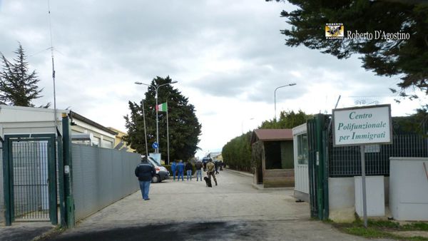 Cara di Foggia: le richieste dei richiedenti asilo
