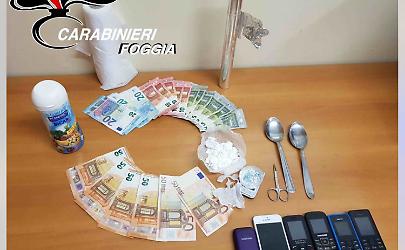 Manfredonia, in casa con 40 grammi di cocaina: arrestato 25enne