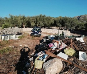 Macchia. “Discarica a cielo aperto scoperta dagli ispettori ambientali della Civilis”