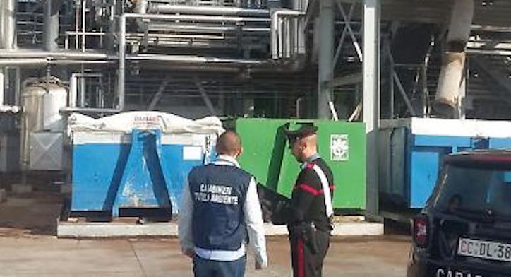 Gravi violazioni ambientali, sigilli all’impianto a biomasse della “Enterra spa”