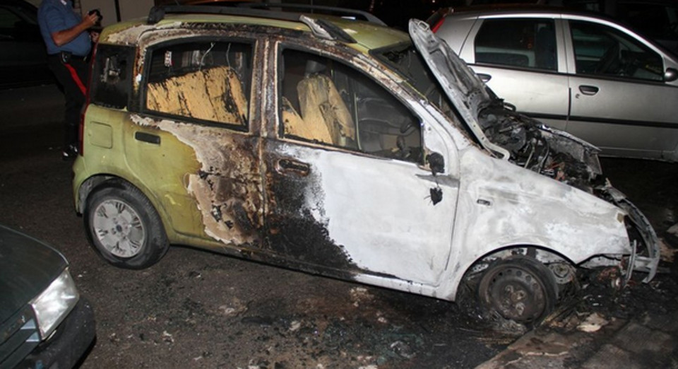 Incendiate auto a San Giovanni Rotondo