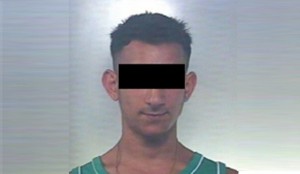 Arresto per detenzione ai fini di spaccio di sostanze stupefacenti