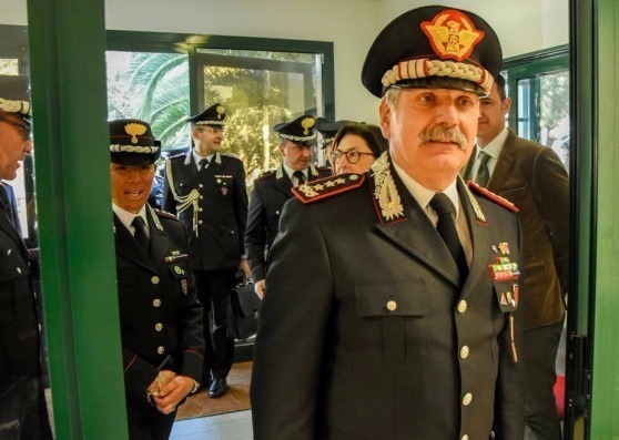 Carabinieri Forestali, il generale Ricciardi visita la base della Foresta Umbra