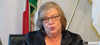 Piano Junker, Gentile: "Le regioni del sud facciano sistema" Piano Junker, Gentile: "Le regioni del sud facciano sistema"