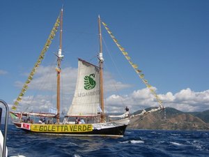 Goletta Verde, anche quest'anno tappa a Manfredonia Goletta Verde, anche quest'anno tappa a Manfredonia