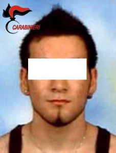 Evade col braccialetto elettronico ma non fa molta strada, 26enne arrestato dai cc