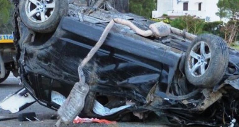 Schianto sulla SP 75, morto un uomo. Ferito il giovane nipote