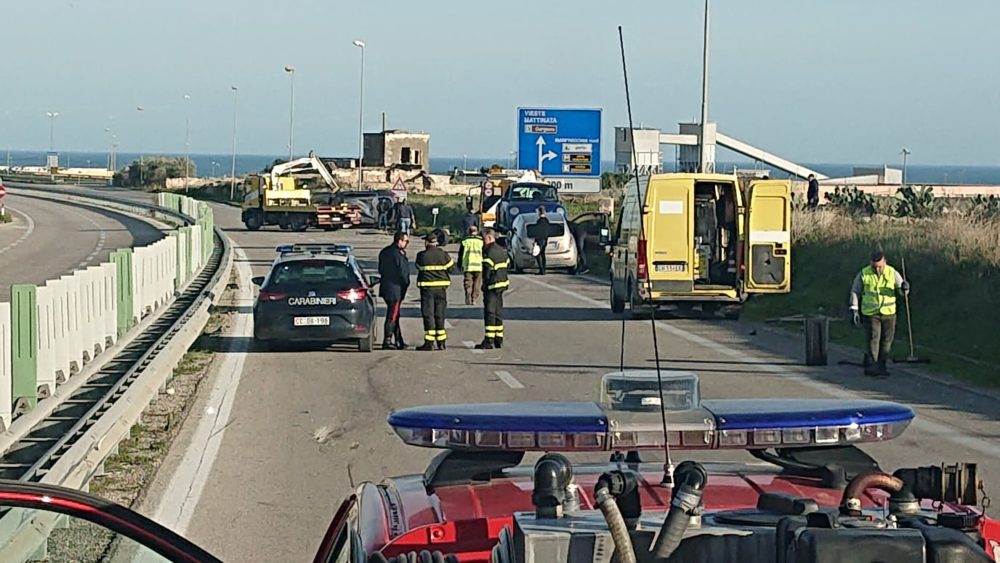 Manfredonia, incidente sulla SS89 per Mattinata: feriti Manfredonia, incidente sulla SS89 per Mattinata: feriti