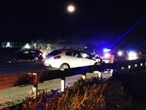 violento impatto frontale tra due auto sulla SS89, un ferito grave