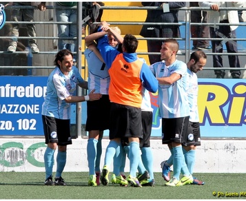 Manfredonia  2-2 a Torrecuso