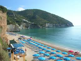 Mattinata. Ordinata demolizione opere abusive