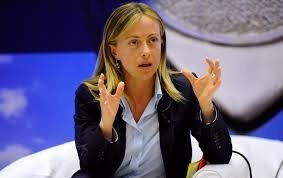 Vitali chiama Poli Bortone ma Giorgia Meloni frena: "Solo con il centrodestra unito" Vitali chiama Poli Bortone ma Giorgia Meloni frena: "Solo con il centrodestra unito"