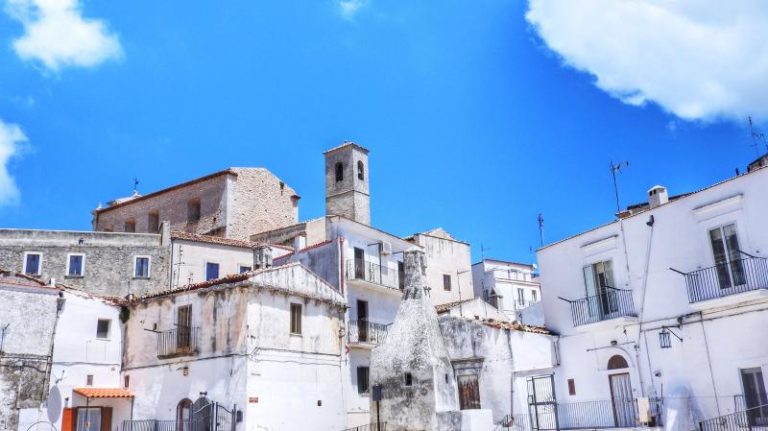 Monte Sant'Angelo: arrestati i fratelli Colafrancesco „Monte Sant’Angelo, droga ed estorsione aggravata dal metodo mafioso: arrestati i fratelli Colafrancesco“