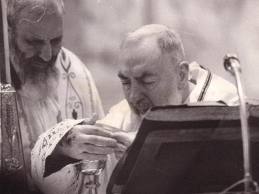 "Diavolo di un santo! Il fantastico mondo di Padre Pio”. "Diavolo di un santo! Il fantastico mondo di Padre Pio”.