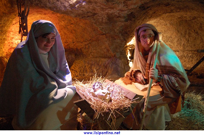 IL PRESEPE VIVENTE NELL'IPOGEO DI SIPONTO