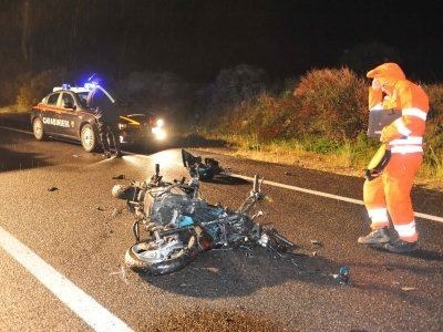 Scontro auto-moto, muore centauro di Barletta