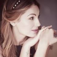 IL 31 AGOSTO IN PIAZZA PAPA GIOVANNI XXIII ANNA TATANGELO IN CONCERTO