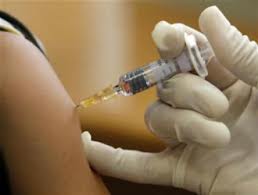 Vaccini, Anci Puglia: «Su obbligo ha prevalso il buon senso»