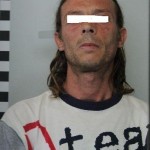 spaccio con chihuahua al guinzaglio, 2 arresti