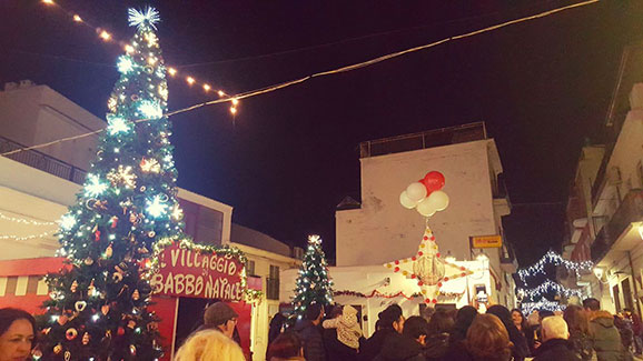 Miracolo di Natale a Mattinata: la stella del ''Villaggio di Babbo Natale'' vola in Ungheria
