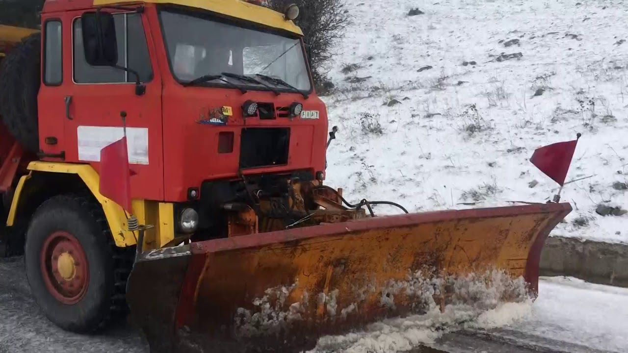 L’inverno non molla: neve sui Monti Dauni. Vento sul Gargano