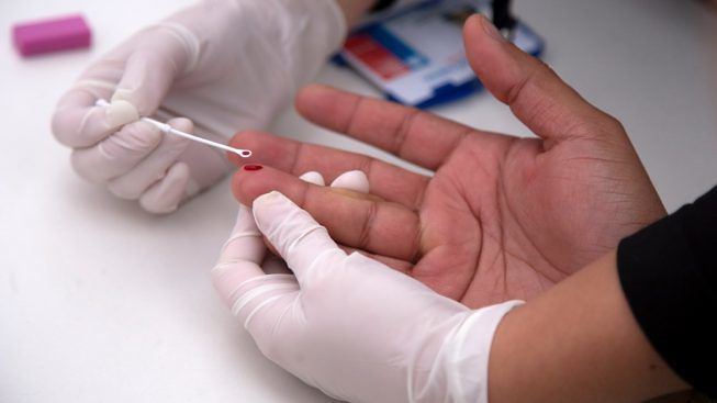 Allarme Hiv in Puglia, Regione corre ai ripari. Ecco il piano di prevenzione Allarme Hiv in Puglia, Regione corre ai ripari. Ecco il piano di prevenzione