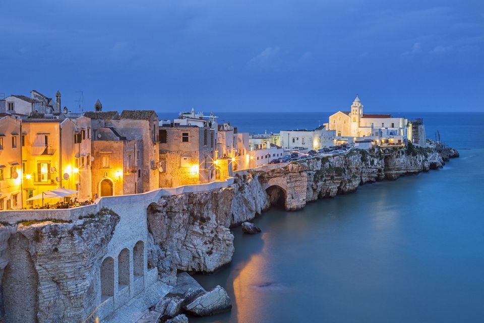 Puglia, ecco la nuova legge su agenzie di viaggio: meno burocrazia più garanzie