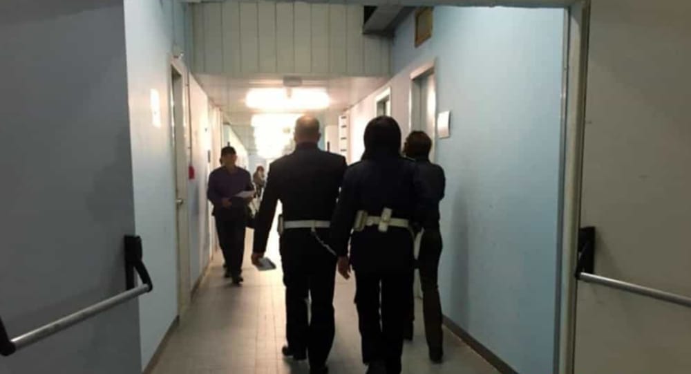 Carcere di Foggia: detenuto aggredisce agente penitenziario con un calcio ai testicoli „